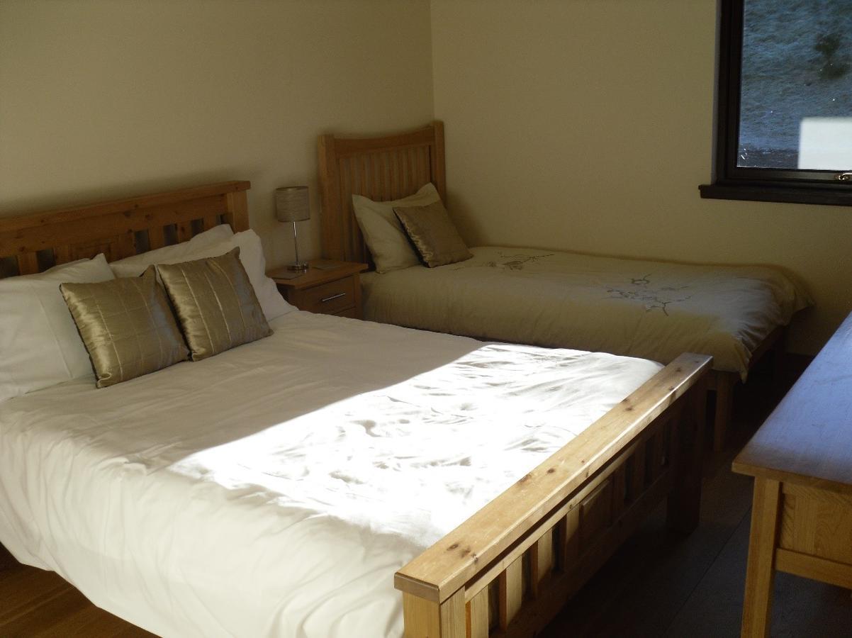 Lodge 9 Glengoulandie Lodges Aberfeldy Ngoại thất bức ảnh