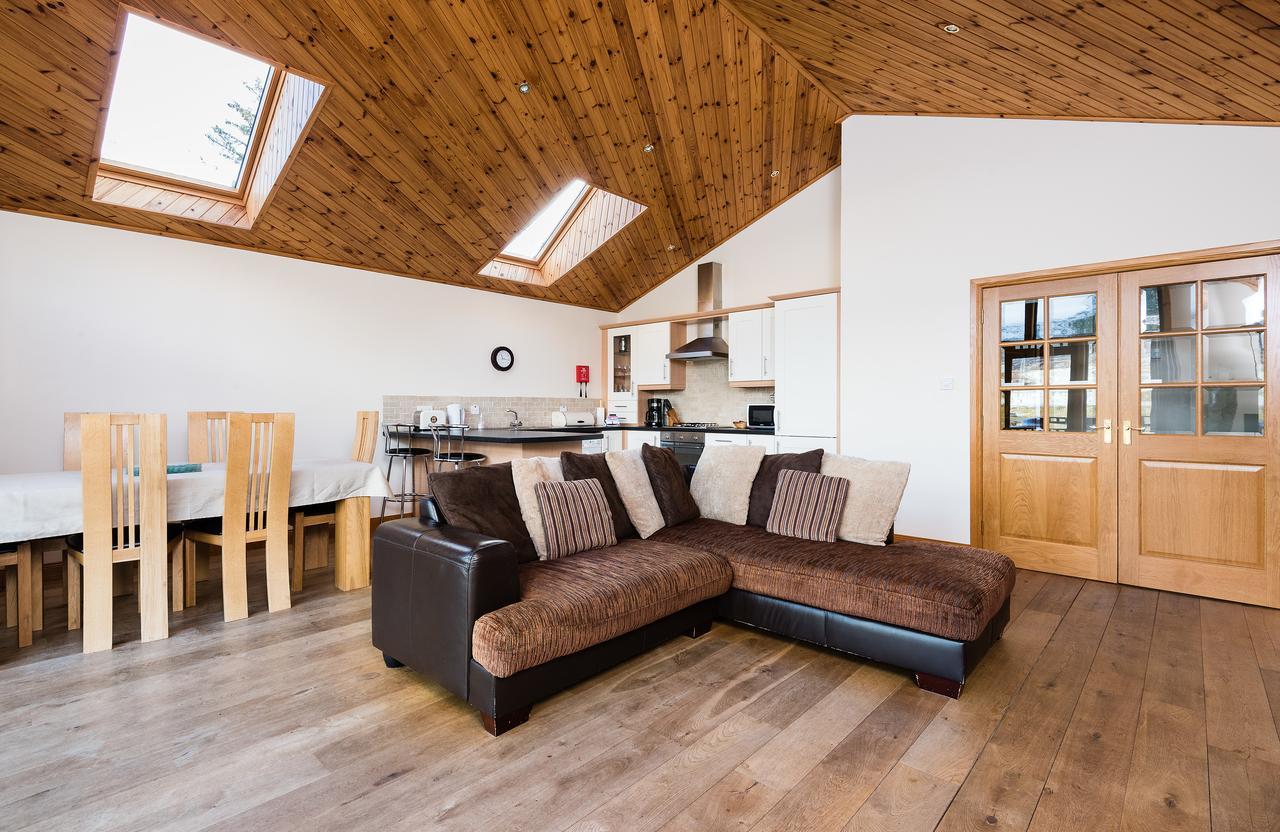 Lodge 9 Glengoulandie Lodges Aberfeldy Ngoại thất bức ảnh